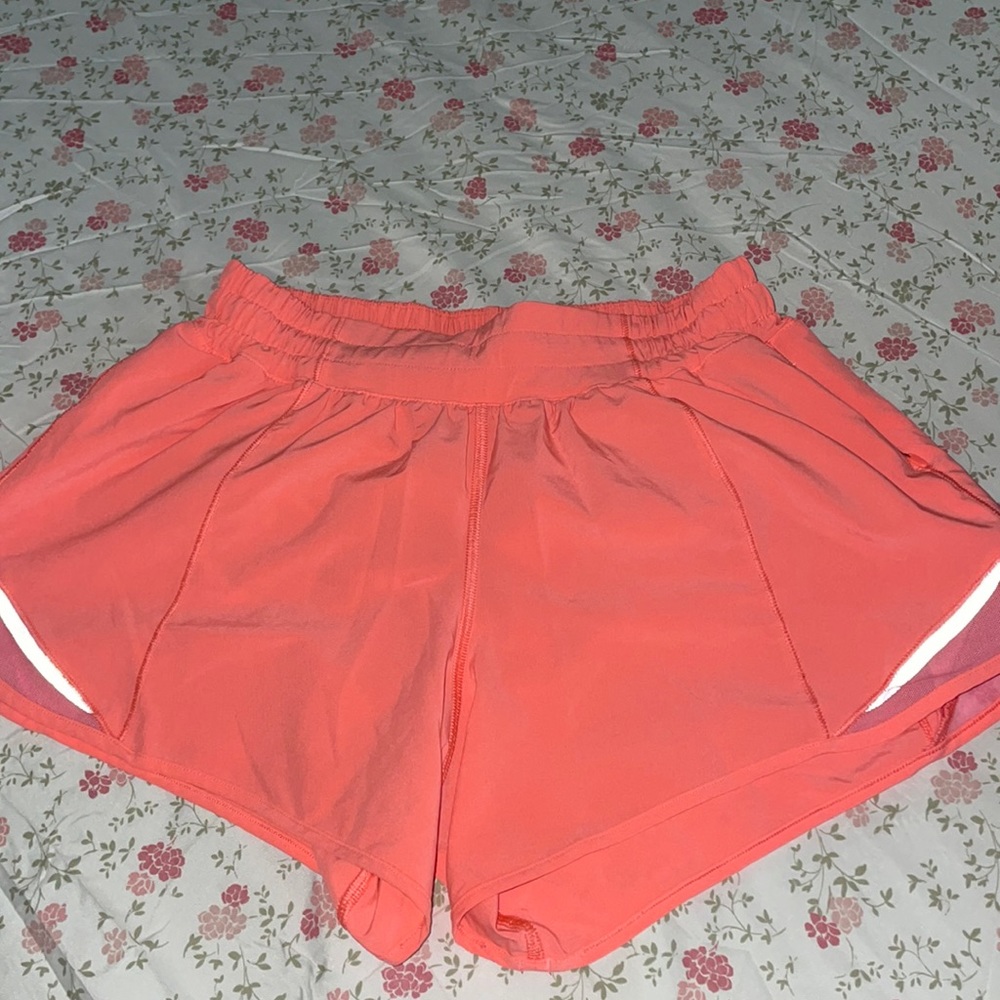 Coral hottty hot shorts 4 inch